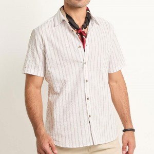 Giantextile Stylish Men’s White Striped Short Sleeve Shirt Seersucker Poplin Breathable Yarn Dyed for Summer Casual Wear GTCW202943G1