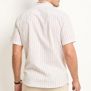 Giantextile Stylish Men’s White Striped Short Sleeve Shirt Seersucker Poplin Breathable Yarn Dyed for Summer Casual Wear GTCW202943G1