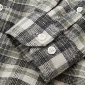 High Quality Wholesale Traditional Men’s Shirt Pure Cotton Two Pocket Gent Flannel Shirt For Men GTCW107993G1