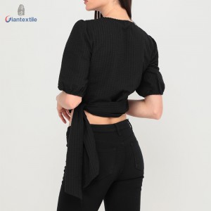Giantextile Fashion Design Women’s Wear Polyester Cotton Black Solid Midriff-baring Seersucker Casual Women’s Tops GTCW200468G1